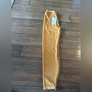 Gold fabletic leggings